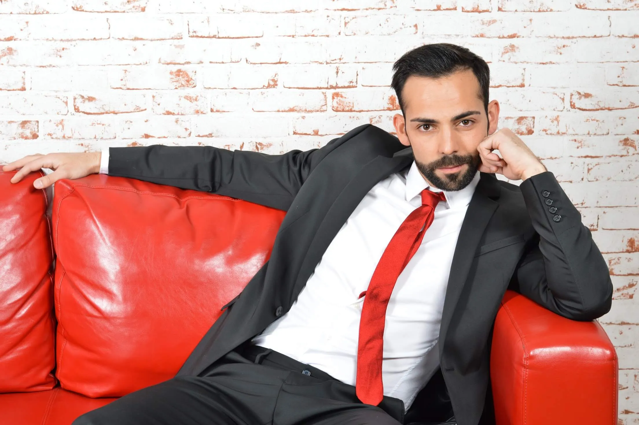 Valentín Veguillas, profesor de las clases de teatro para jóvenes en VocalMusic